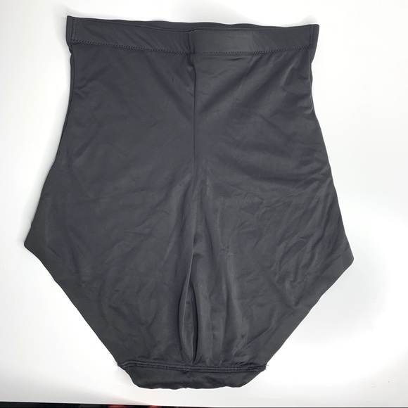 Maidenform Self Expression High-Waisted Briefs - Picture 4 of 9